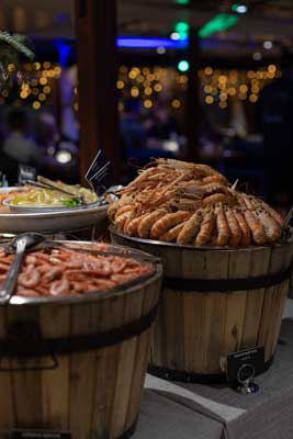 Julbord på Skärgårdslinjen