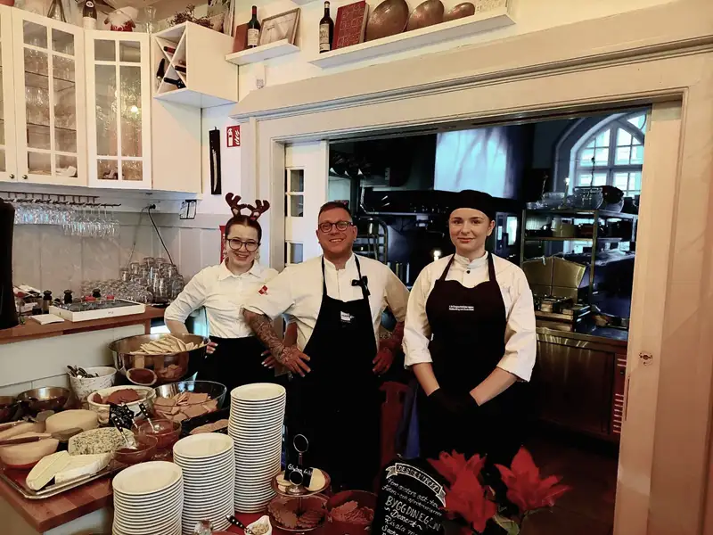 Julbord på Borgen RESTAURANG & FESTSALAR
