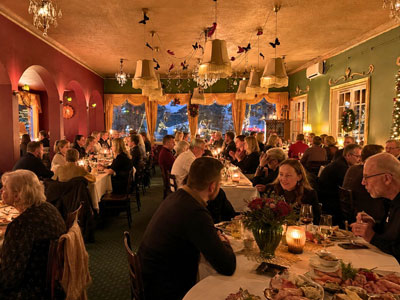 Julbord på Nackarpsdalen Gästgiveri
